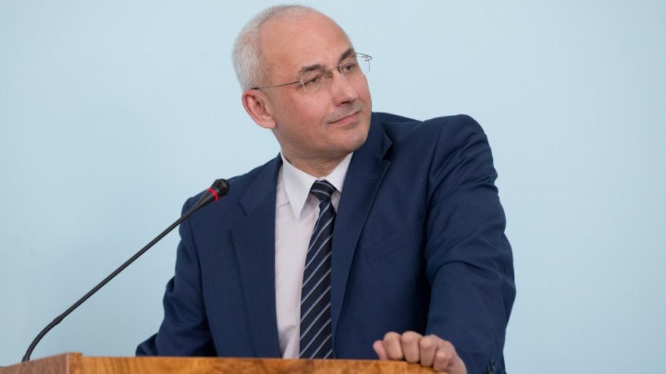 Александр Кузнецов прокомментировал инициативу раздачи пайков школьникам в других регионах