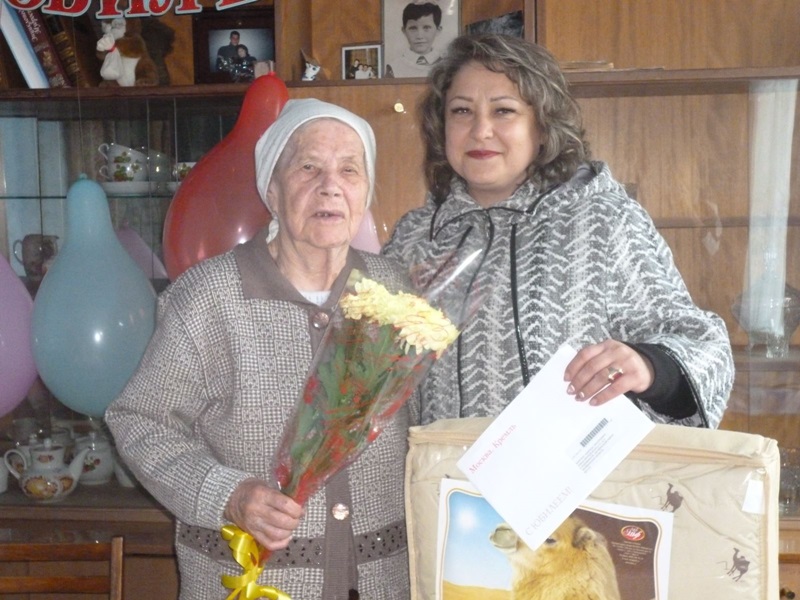 Жительница с. Подовинное отметила свой 90 — летний юбилей
