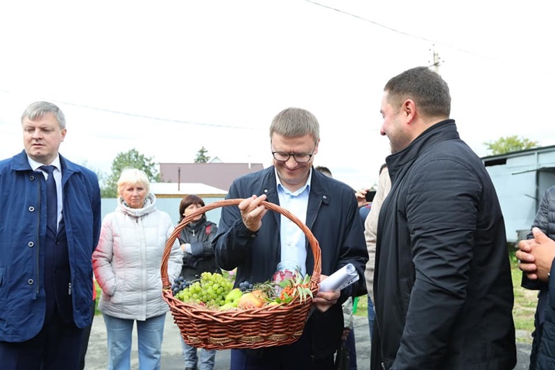 Незапланированный визит Алексея Текслера в посёлок Керамзавод