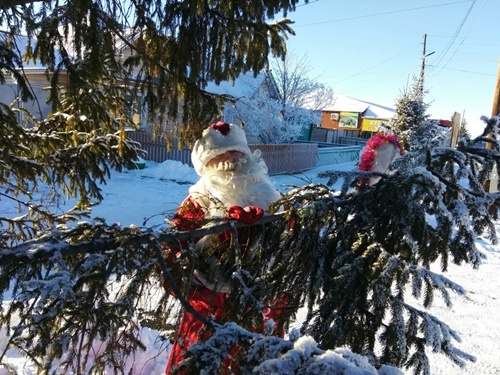 В новогодние праздники детей ждут елки, детский спектакль и зимние забавы