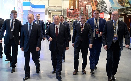 Президент России и президент Казахстана посетили выставку «Развитие человеческого капитала» в Челябинске