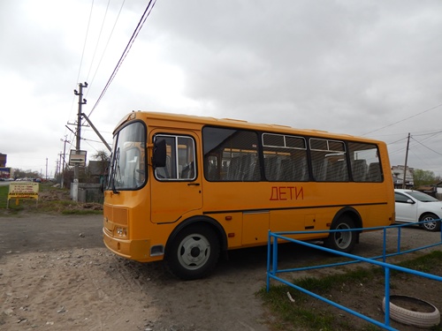  В Октябрьский район пришли два новых школьных автобуса марки ПАЗ