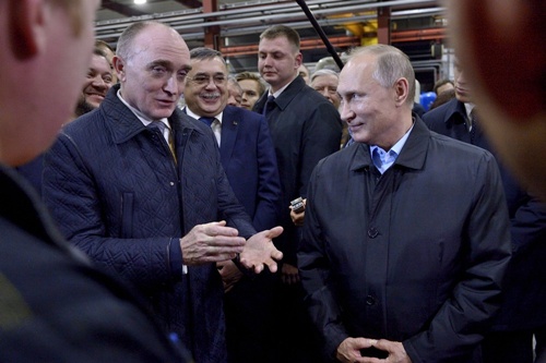 Владимир Путин ответил на вопросы рабочих челябинского завода