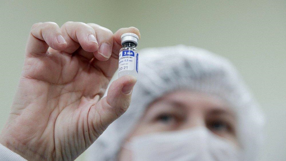 Все о коронавирусе в Челябинске на 1 февраля: старт массовой вакцинации и возобновление диспансеризации