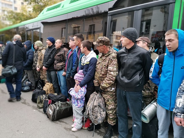 Добровольцы из Челябинской области, принимающие участие в специальной военной операции, получат областные меры соцподдержки