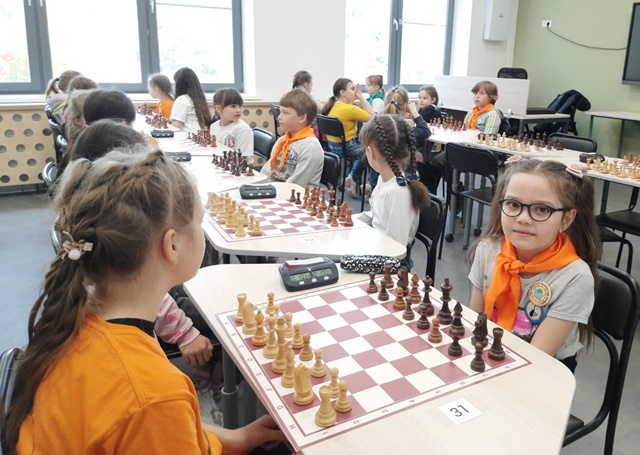 Юные шахматисты состязались в турнире